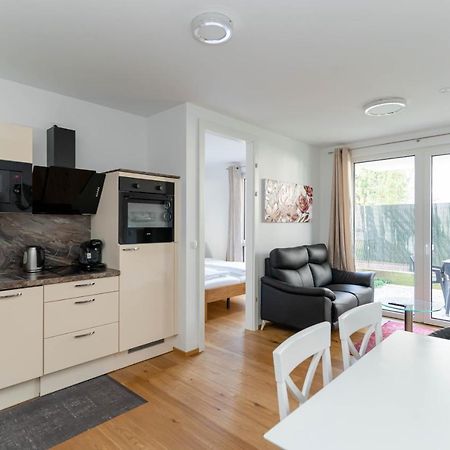 Modern Apartment With Tiny Garden Near City Center Wien Ngoại thất bức ảnh