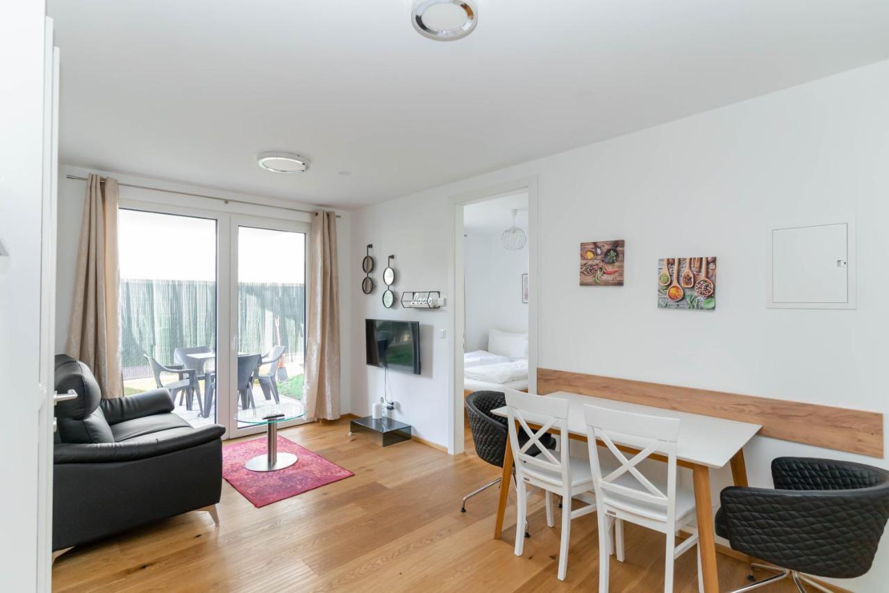 Modern Apartment With Tiny Garden Near City Center Wien Ngoại thất bức ảnh