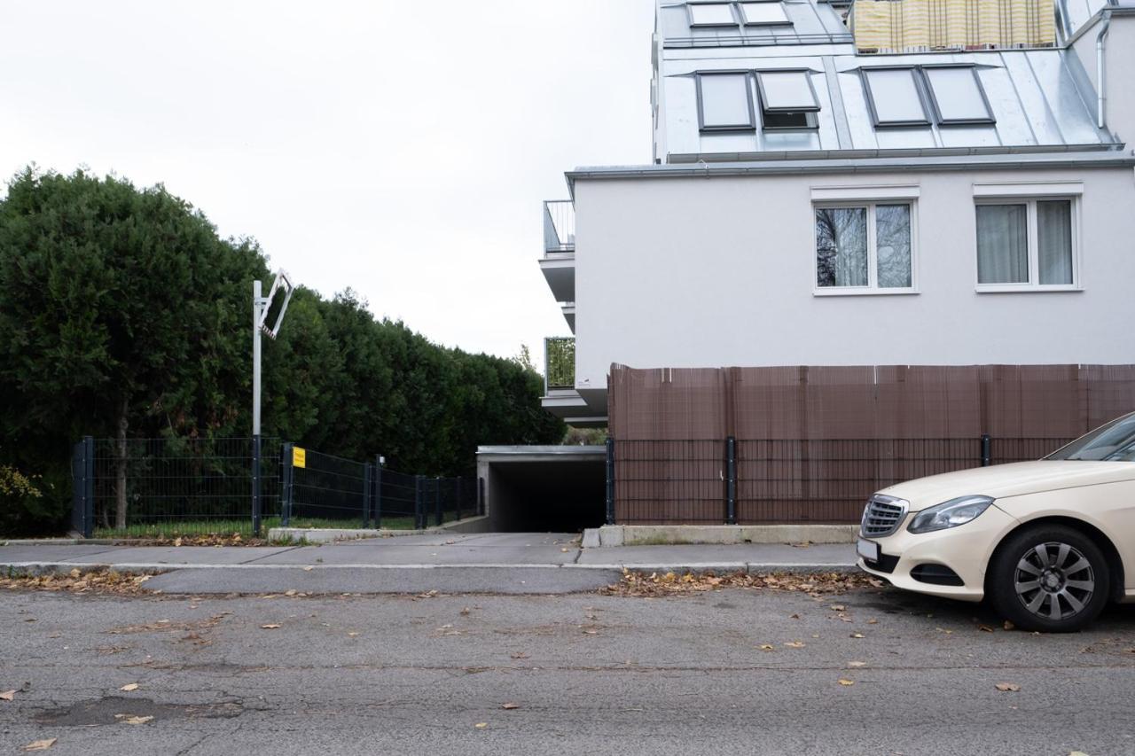 Modern Apartment With Tiny Garden Near City Center Wien Ngoại thất bức ảnh